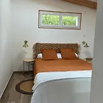 Petite Maison Avec Terrasse. Holiday home *
