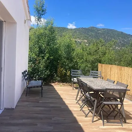 別荘 Petite Maison Avec Terrasse.