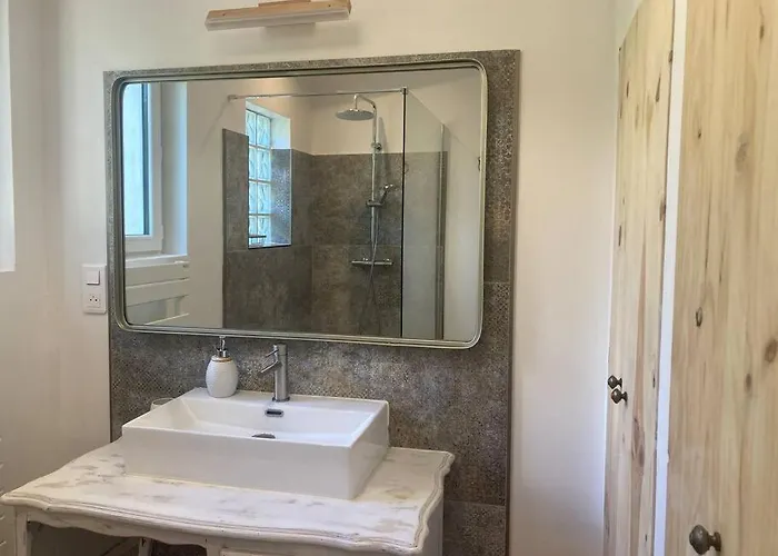 Petite Maison Avec Terrasse. * アジャクシオ