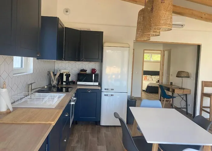 Petite Maison Avec Terrasse. Casa de Férias Ajaccio (Corsica)