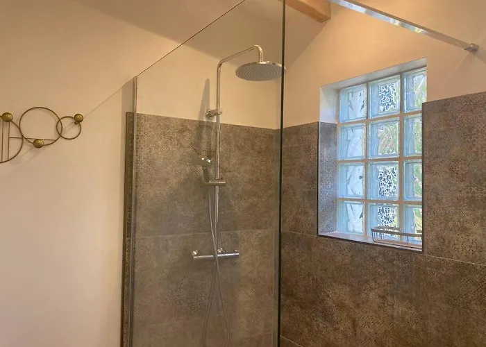 Petite Maison Avec Terrasse. Аяччо