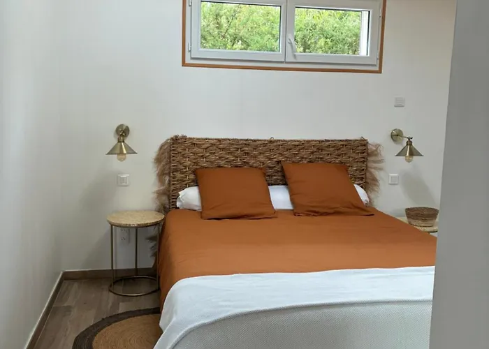 Petite Maison Avec Terrasse. Casa de Férias *